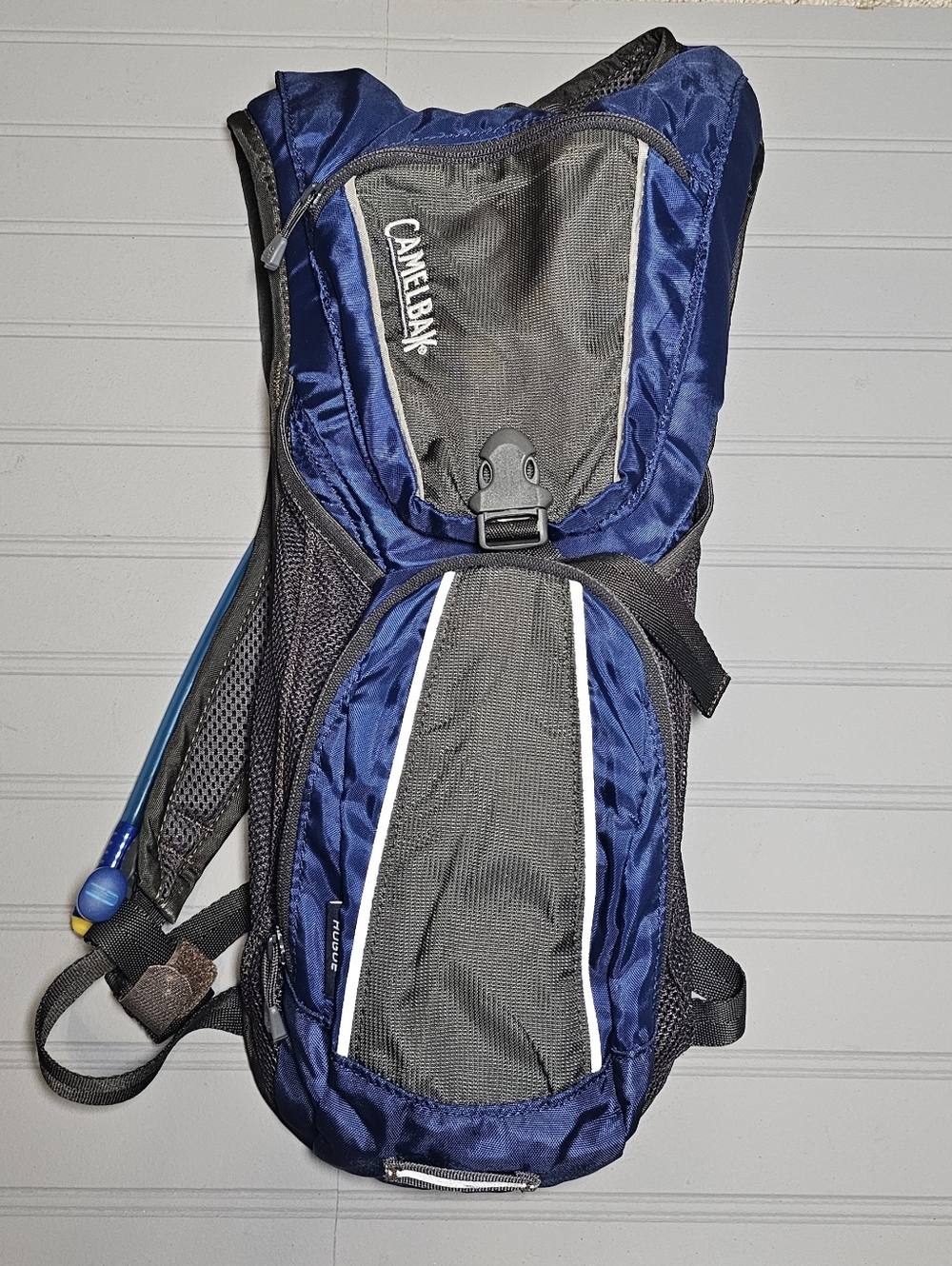 Complete CamelBak Rogue Hydration Pack With Pockets